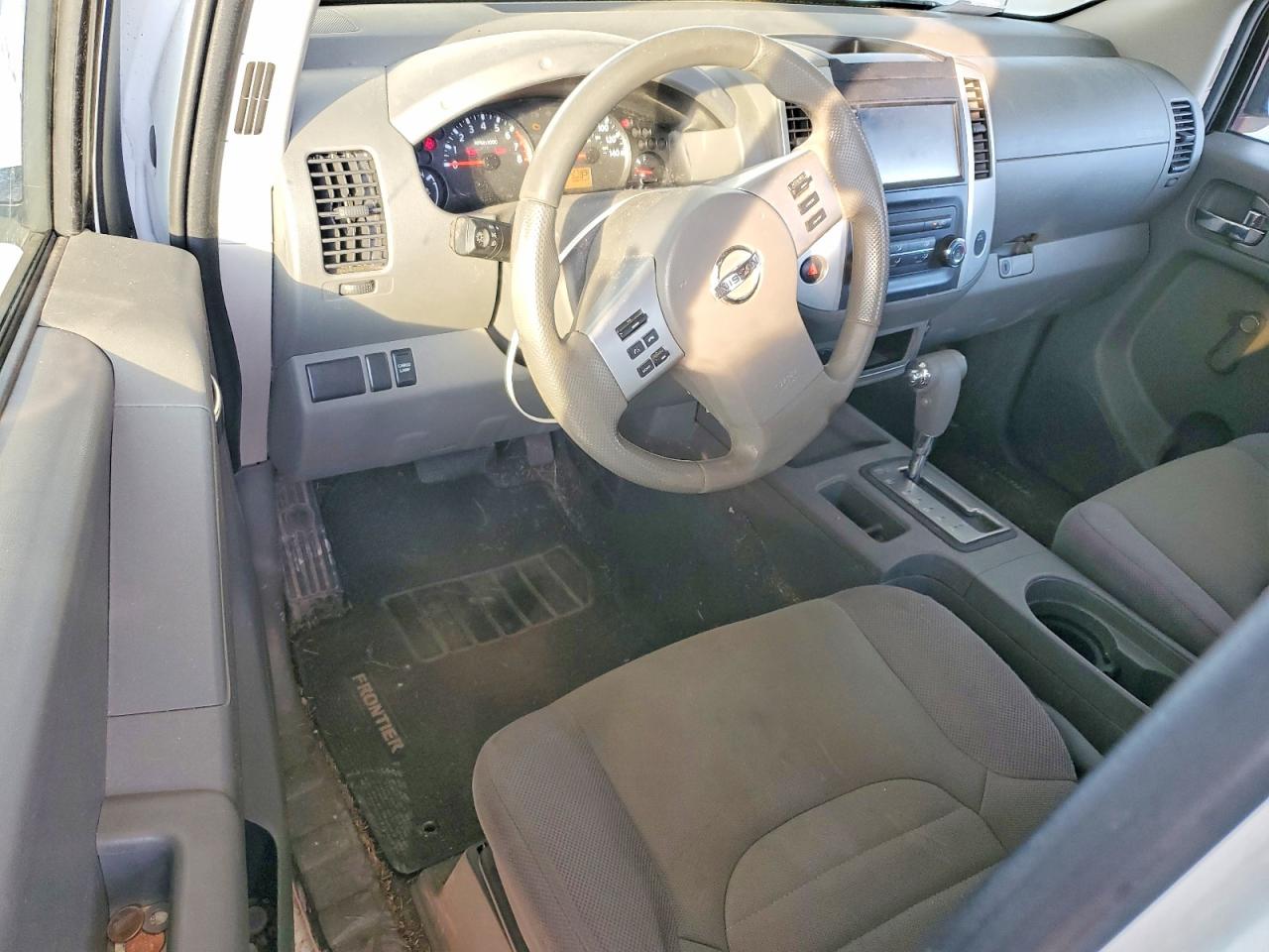 2019 NISSAN FRONTIER S photo 15