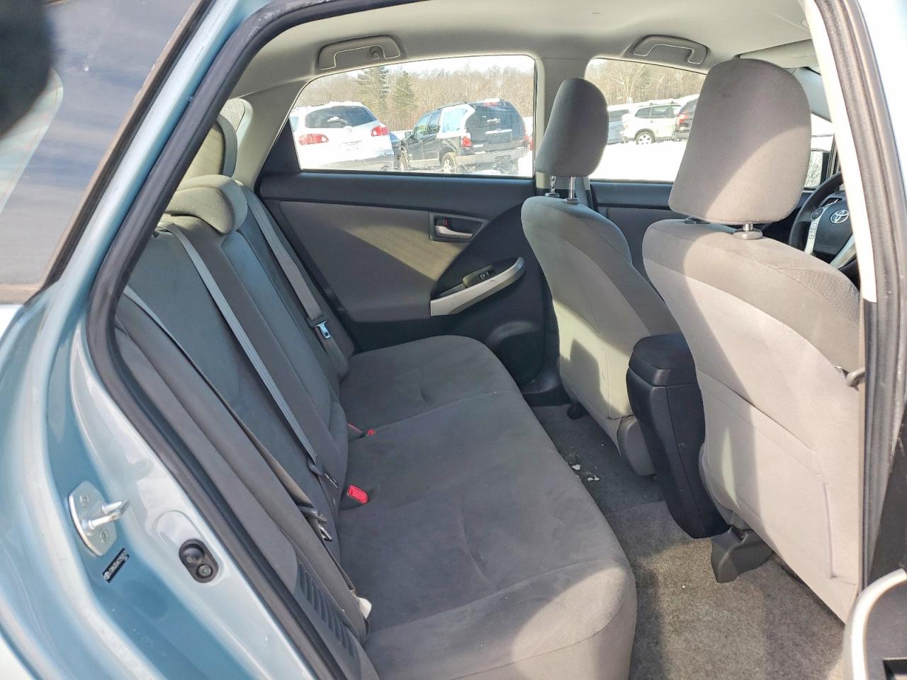 2012 TOYOTA PRIUS TWO photo 28