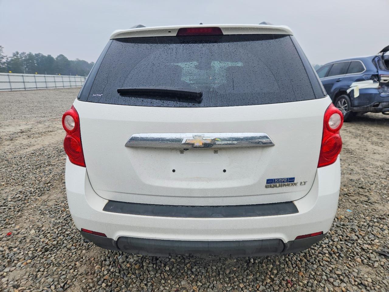 2013 CHEVROLET EQUINOX LT photo 6