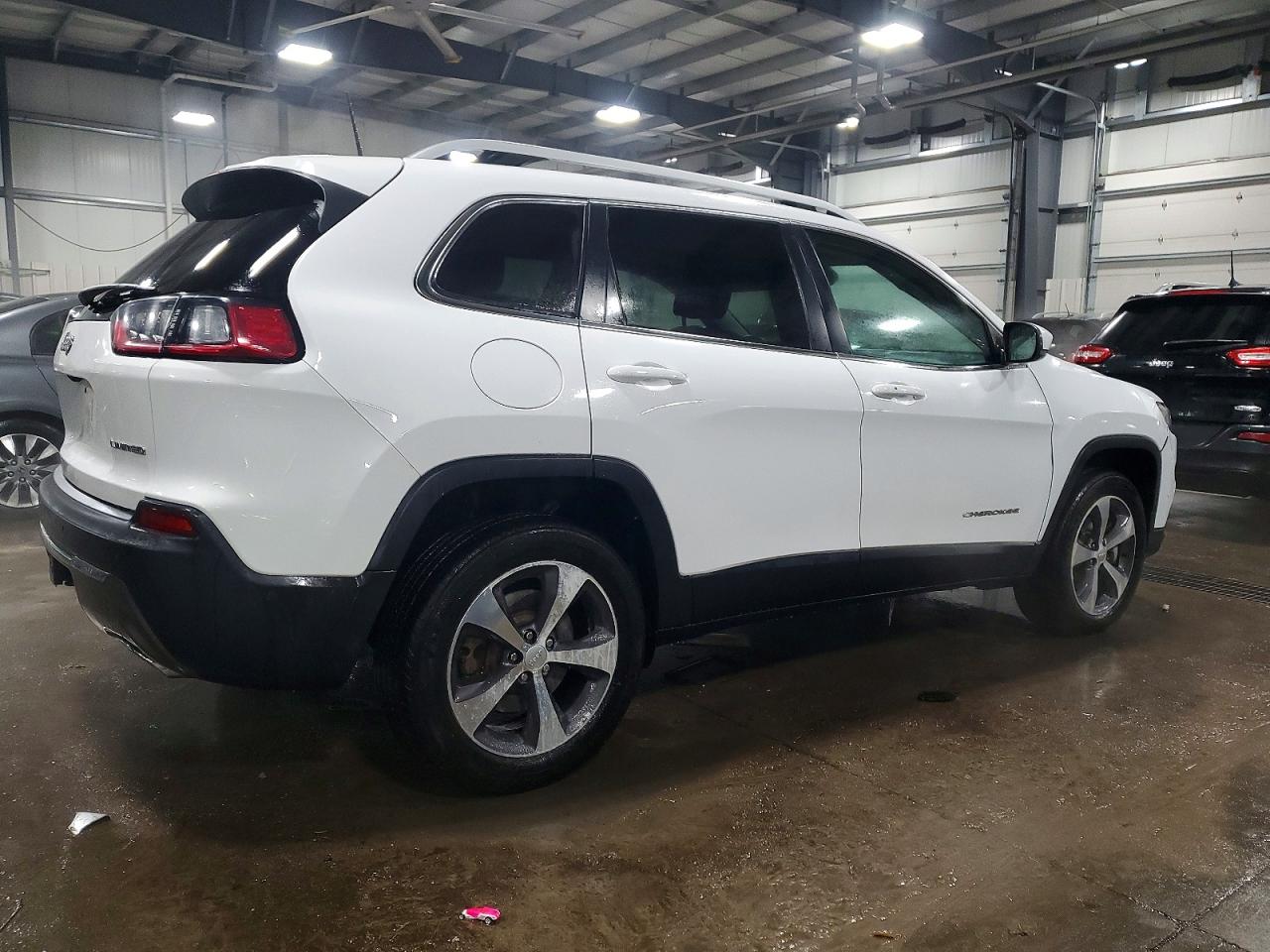 2019 JEEP CHEROKEE LIMITED photo 3