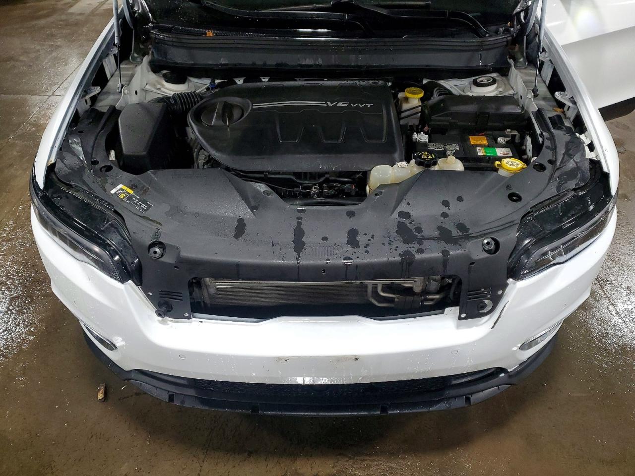 2019 JEEP CHEROKEE LIMITED photo 12