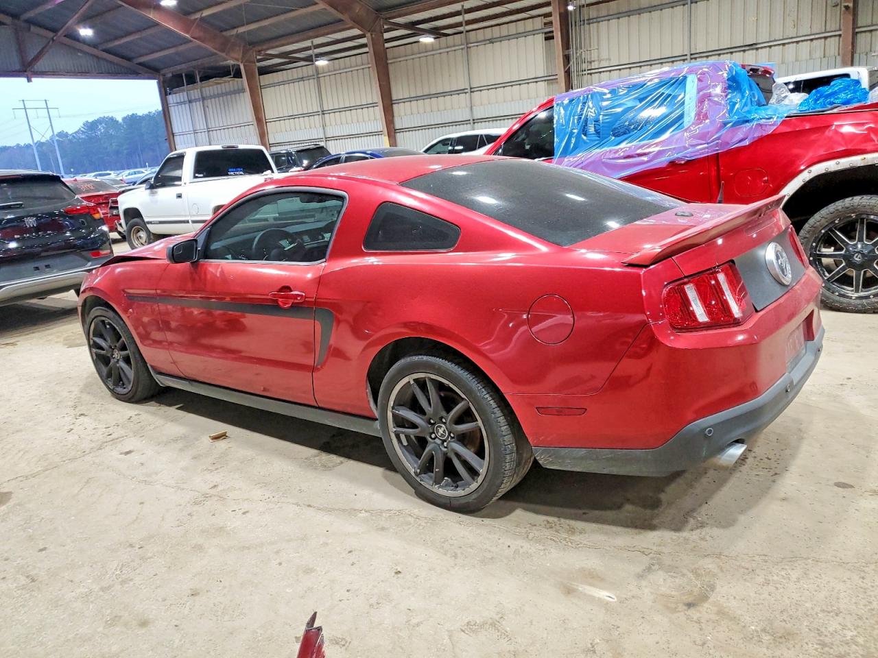 2012 FORD MUSTANG photo 2
