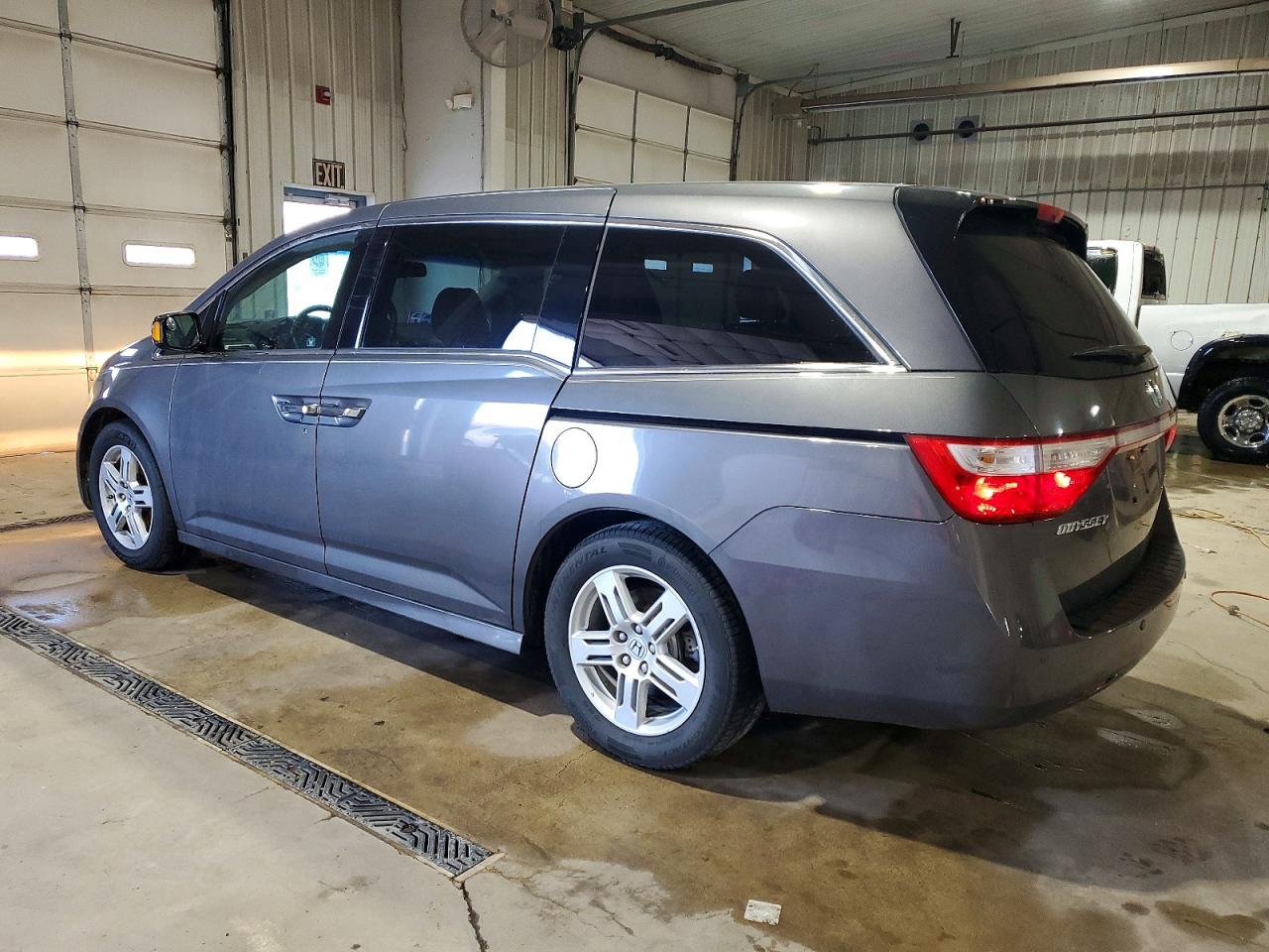 2012 HONDA ODYSSEY TOURING photo 4