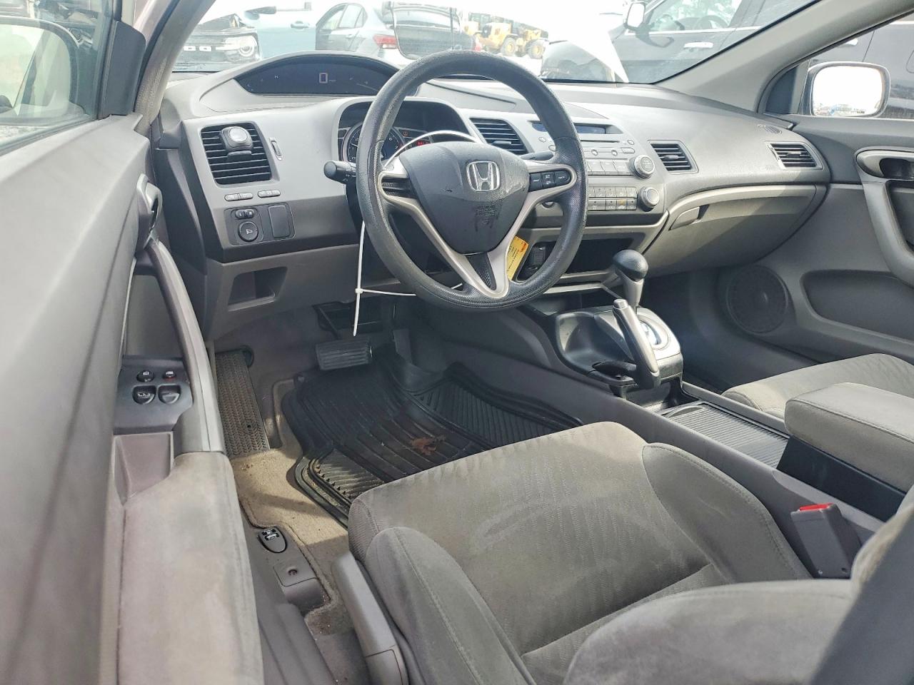 2010 HONDA CIVIC LX photo 15