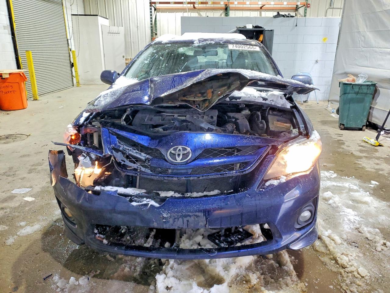 2012 TOYOTA COROLLA photo 5