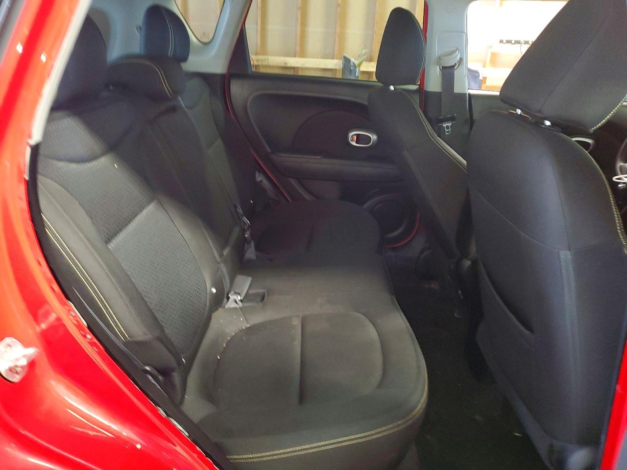 2016 KIA SOUL + photo 28