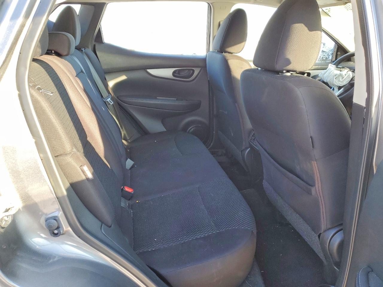 2020 NISSAN ROGUE SPORT S photo 10