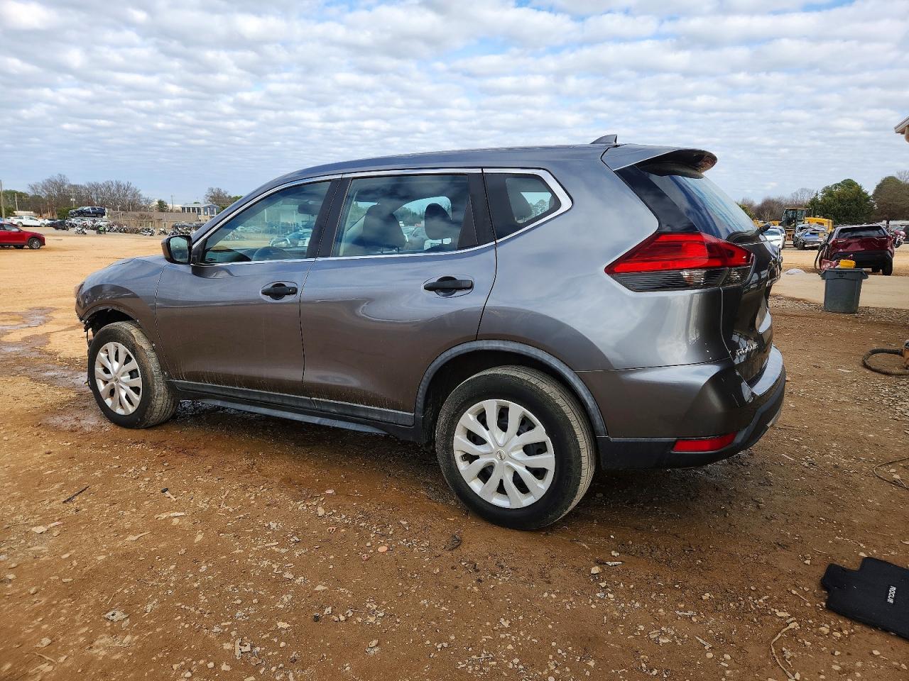 2017 NISSAN ROGUE S photo 4