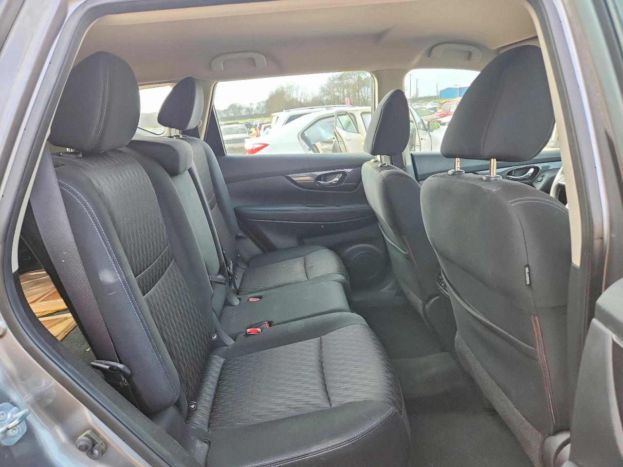 2017 NISSAN ROGUE S photo 31