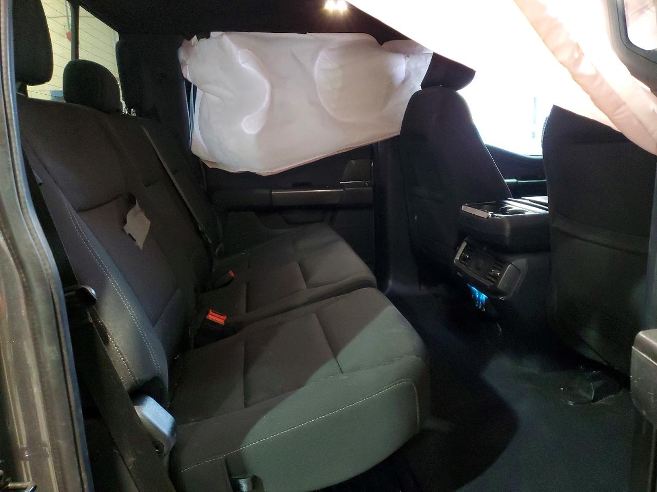 2024 FORD F150 XLT photo 28