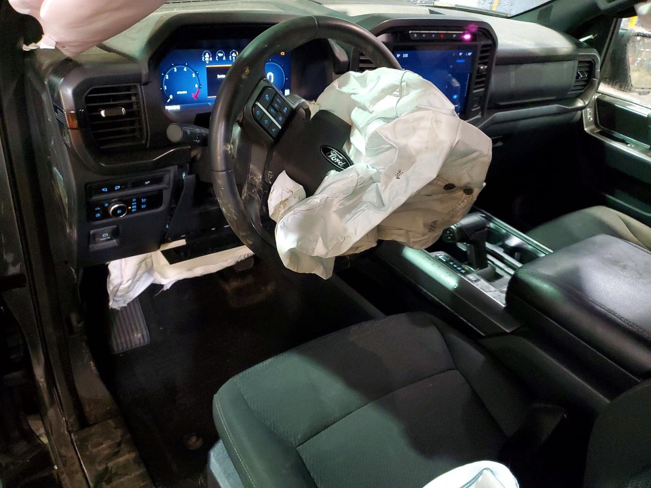 2024 FORD F150 XLT photo 22