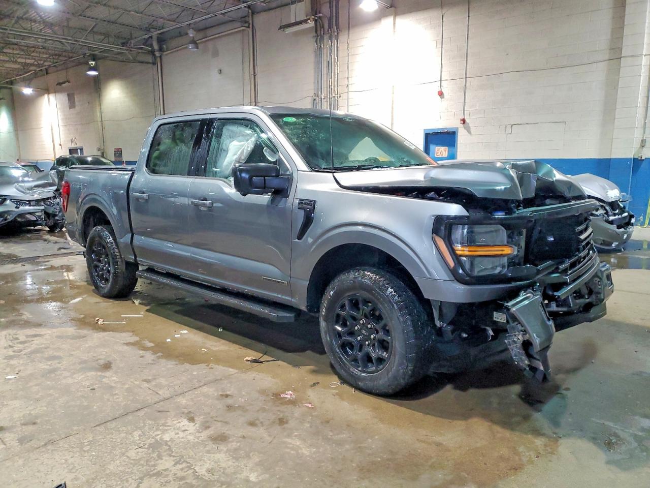 2024 FORD F150 XLT photo 10