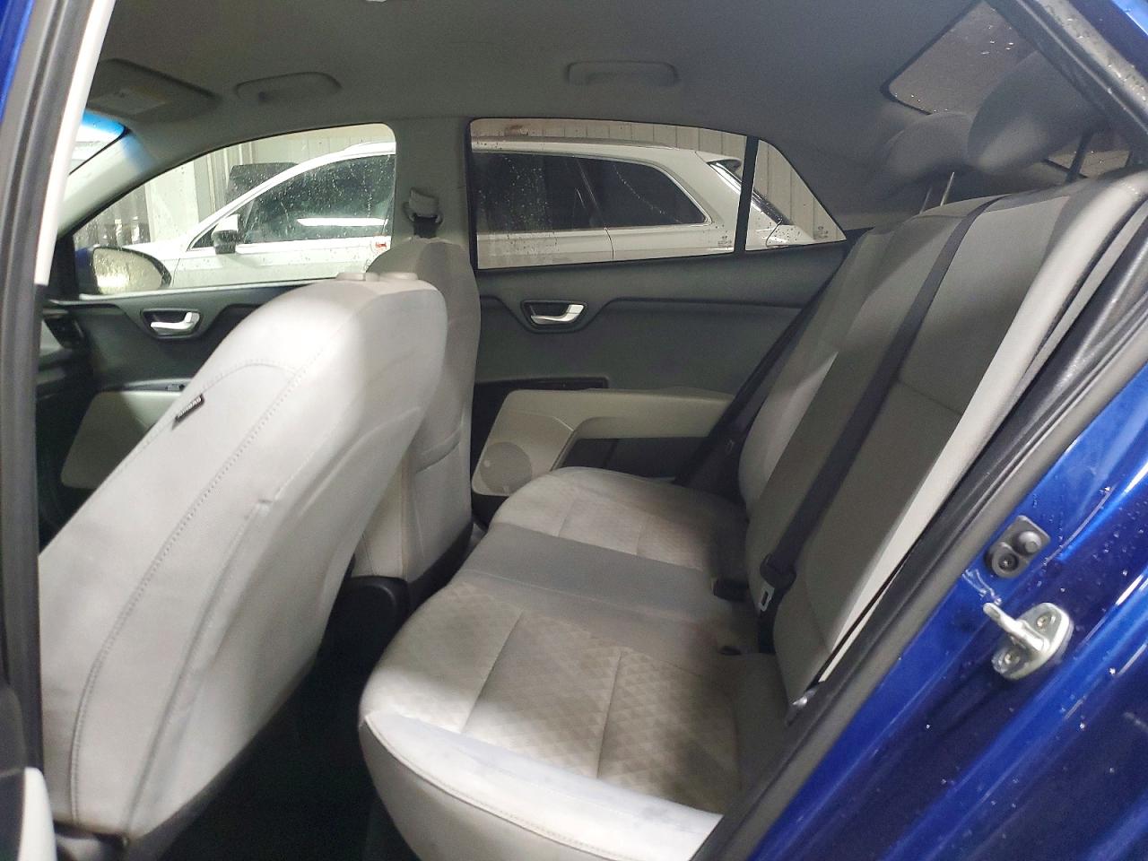 2018 KIA RIO LX photo 10