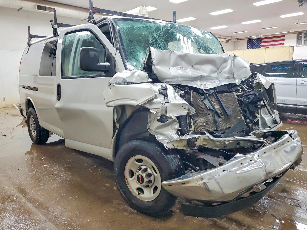2018 GMC SAVANA G2500 UTILITY / SERVICE VAN photo 7