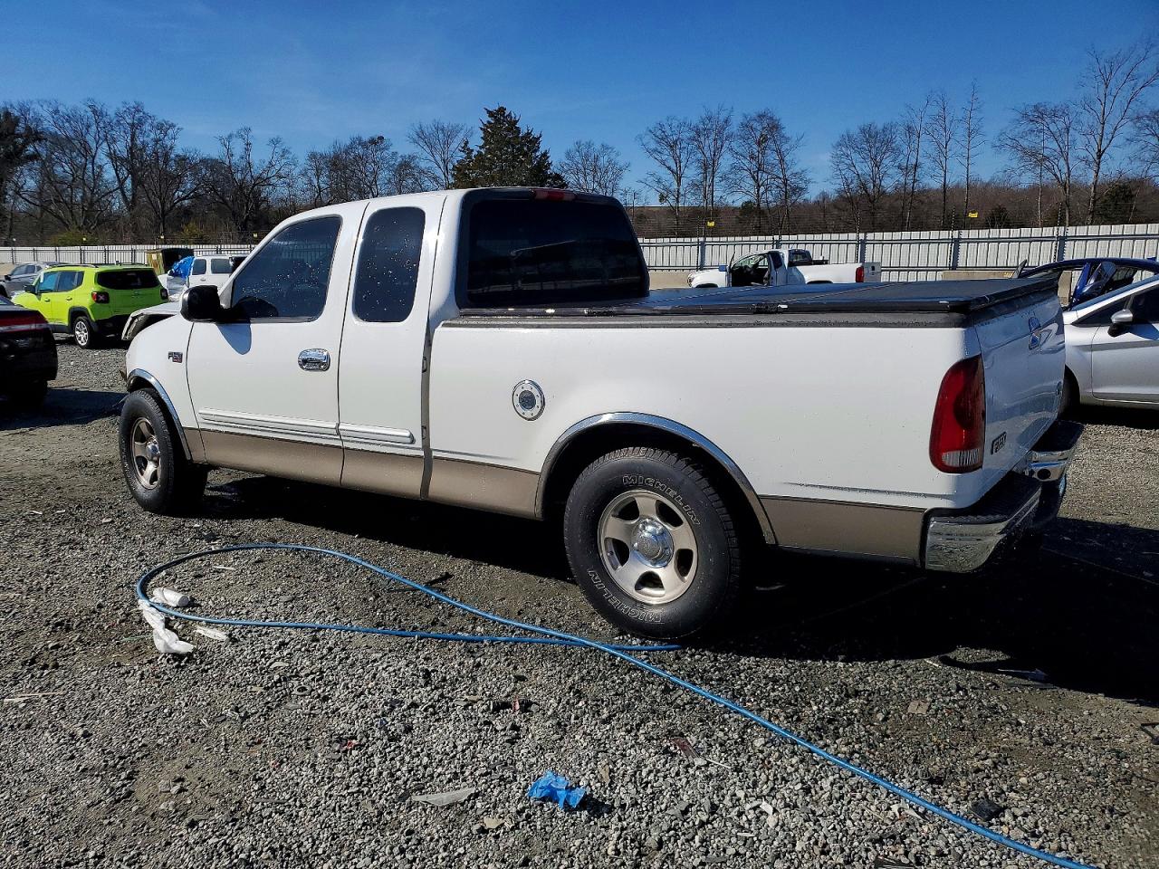 2001 FORD F150 photo 2