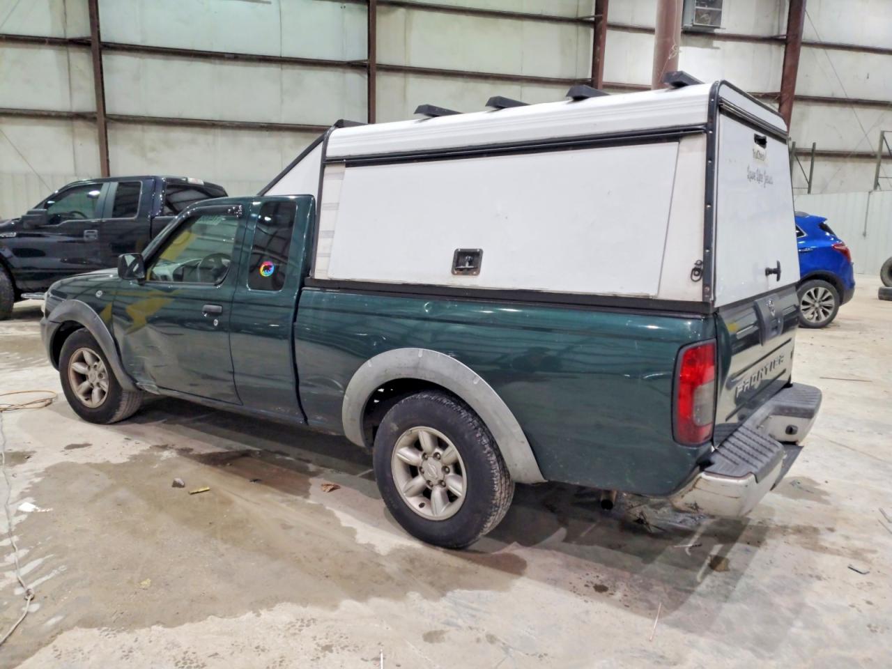 2002 NISSAN FRONTIER STANDARD photo 2