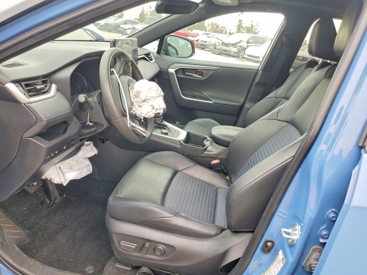 2024 TOYOTA RAV4 XSE photo 7