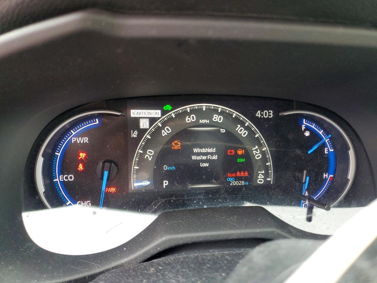 2024 TOYOTA RAV4 XSE photo 9