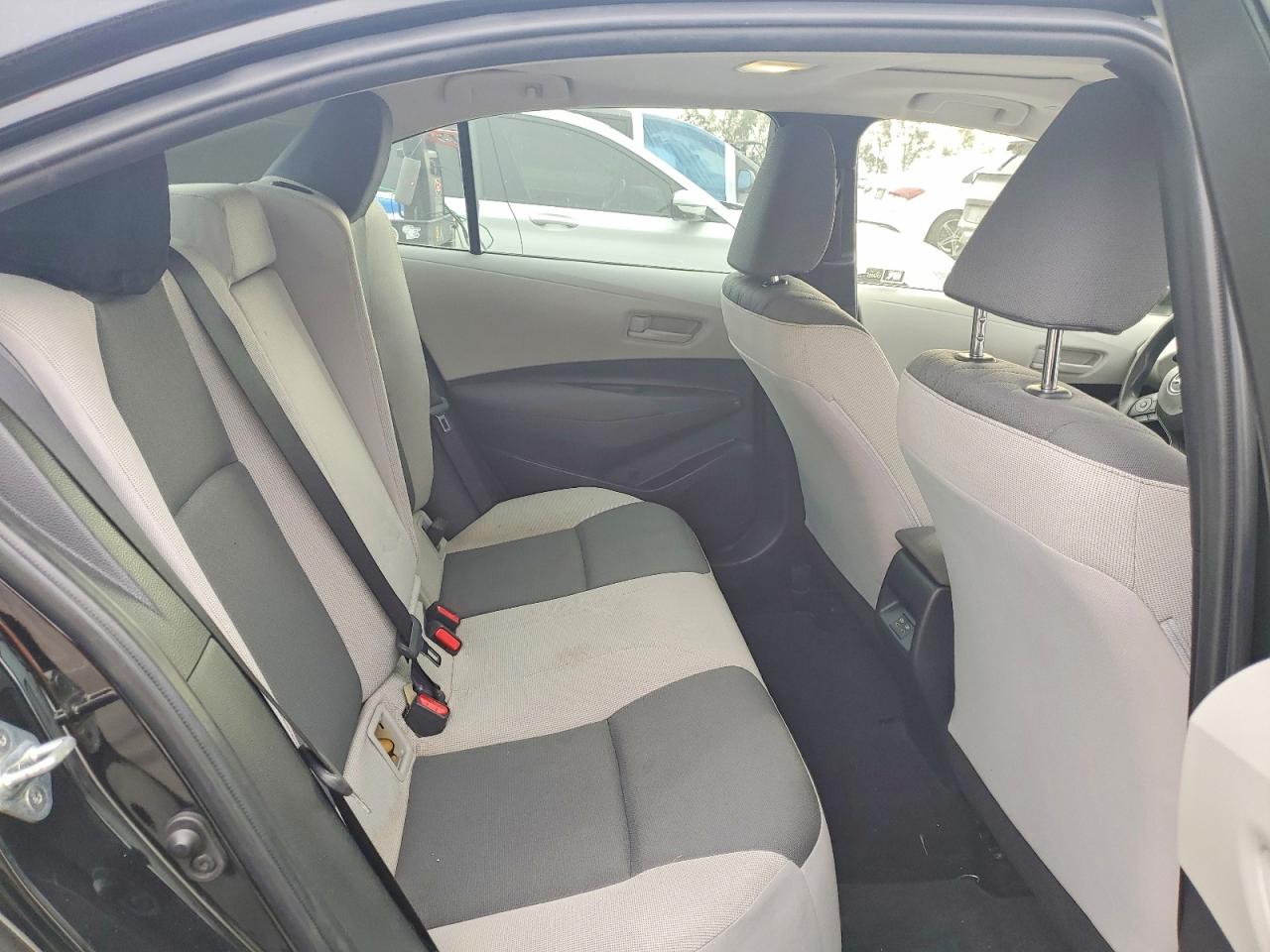 2023 TOYOTA COROLLA LE photo 19