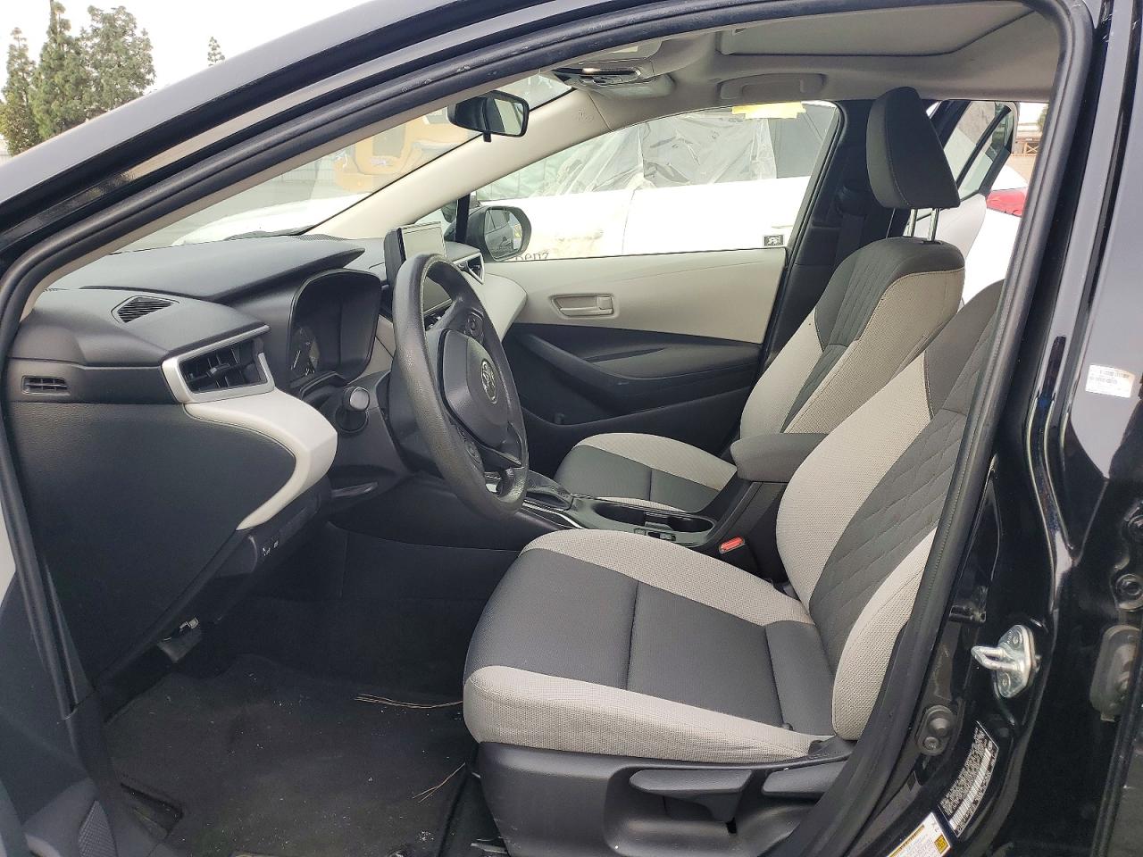 2023 TOYOTA COROLLA LE photo 13