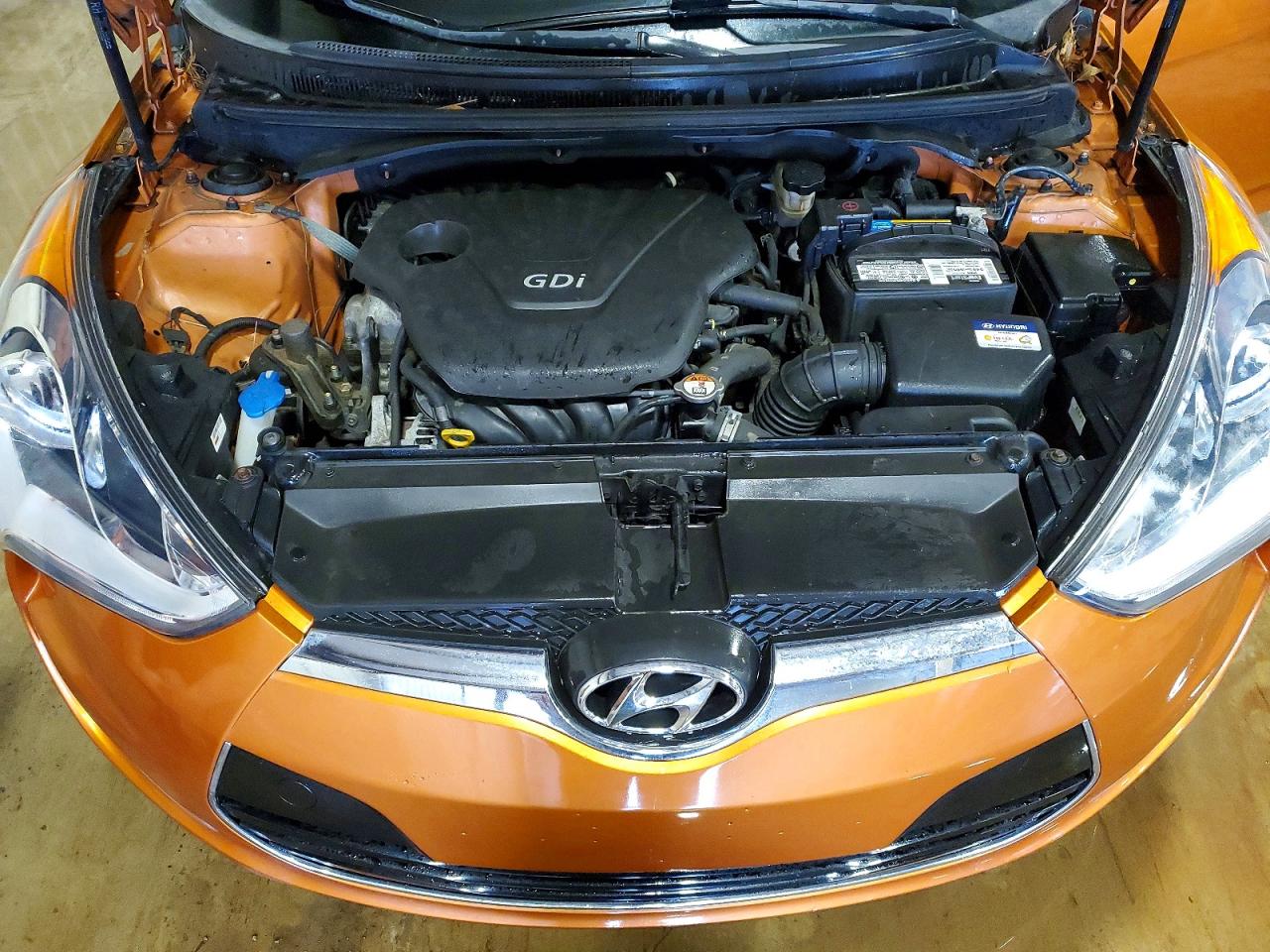 2016 HYUNDAI VELOSTER BASE photo 11
