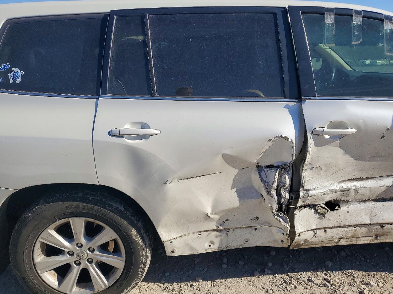 2012 TOYOTA HIGHLANDER BASE photo 31