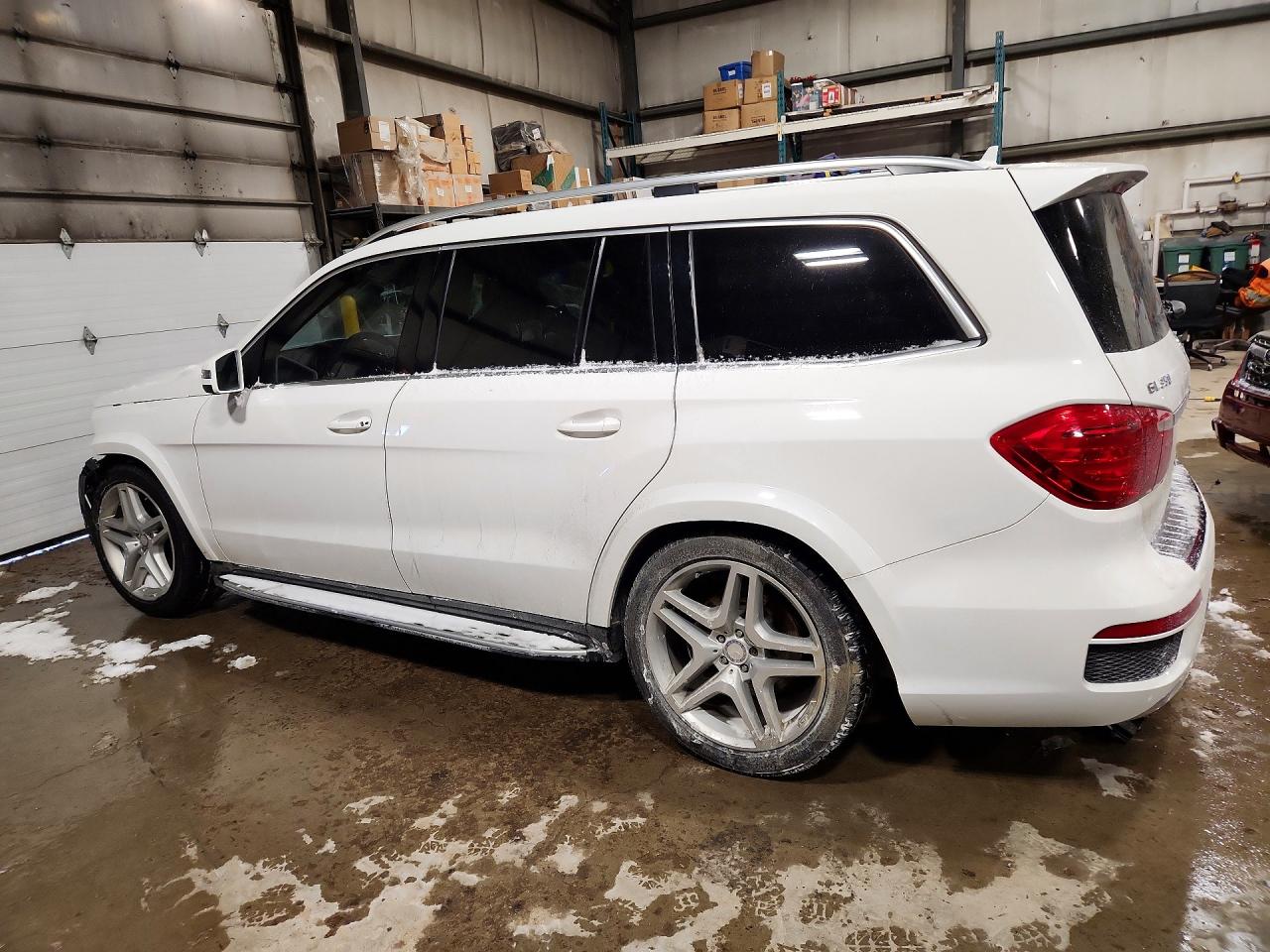 2016 MERCEDES-BENZ GL 350 BLUETEC photo 2
