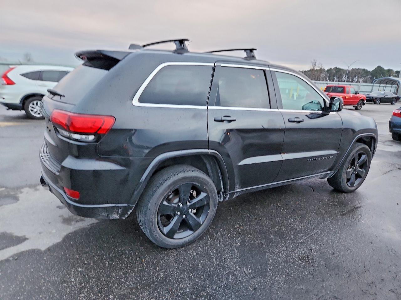 2015 JEEP GRAND CHEROKEE LAREDO photo 3