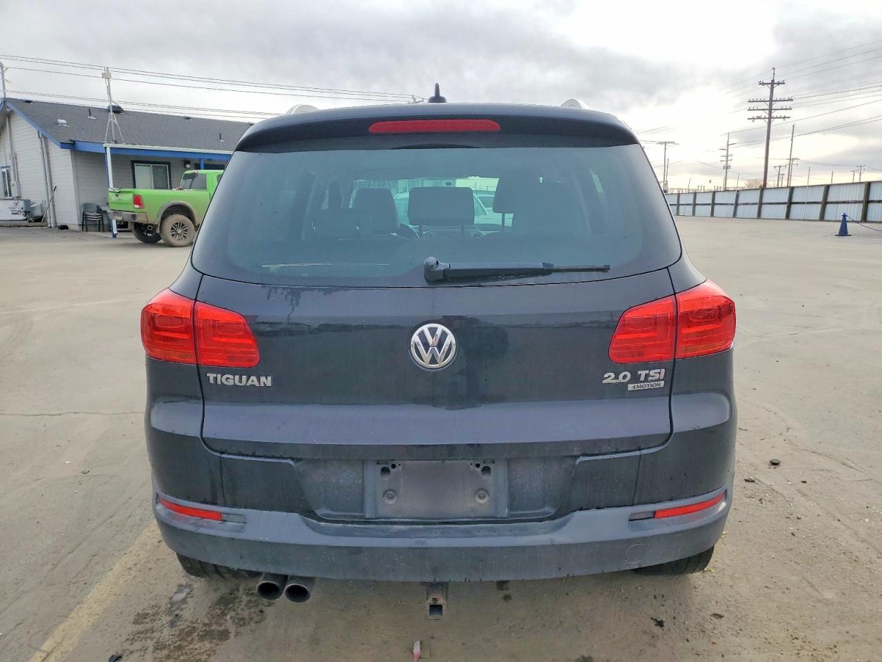 2013 VOLKSWAGEN TIGUAN S photo 6
