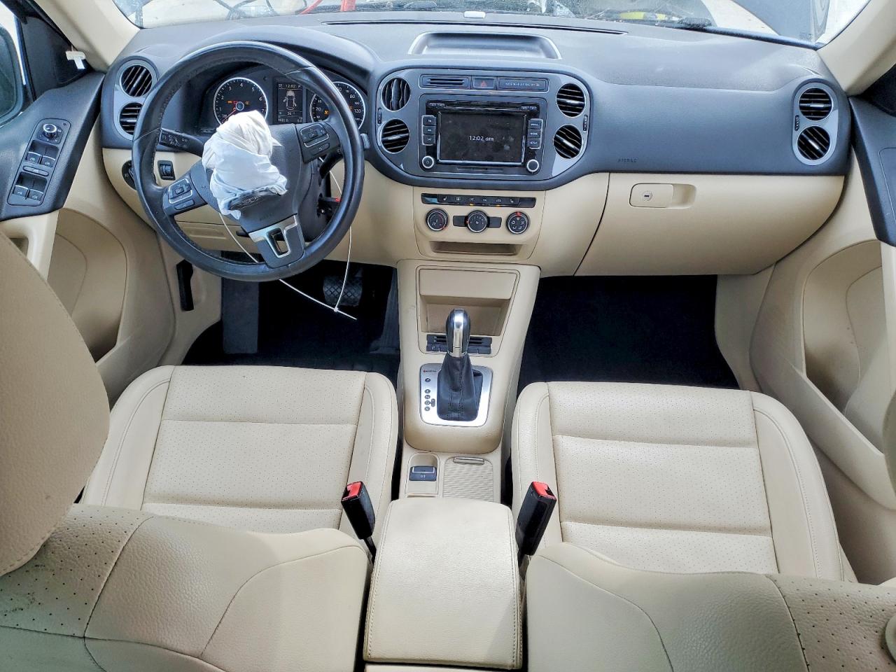 2013 VOLKSWAGEN TIGUAN S photo 8