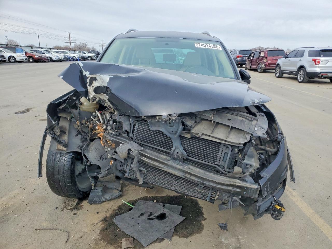 2013 VOLKSWAGEN TIGUAN S photo 5