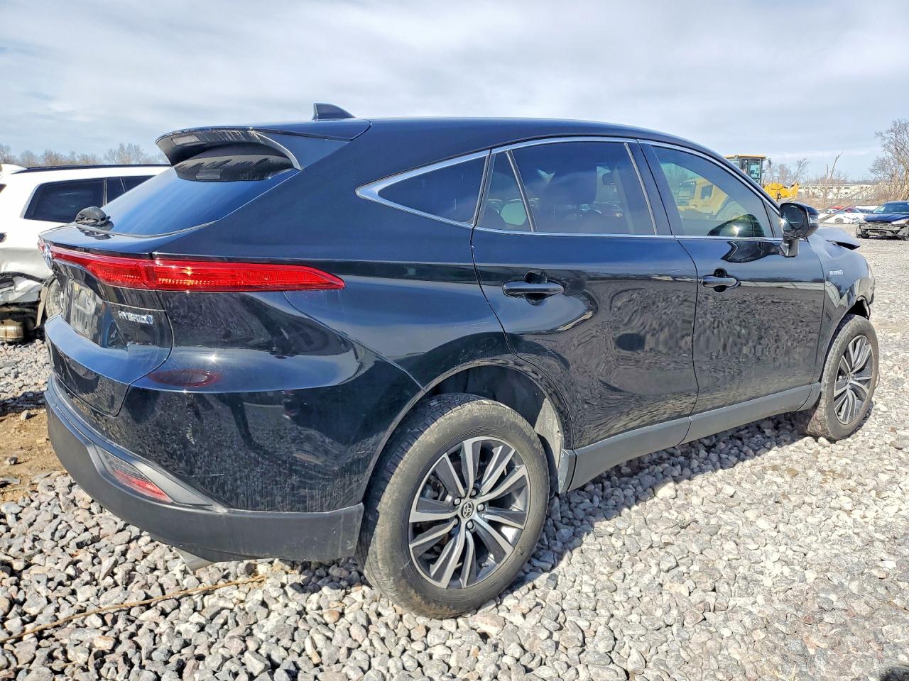2021 TOYOTA VENZA LE photo 7