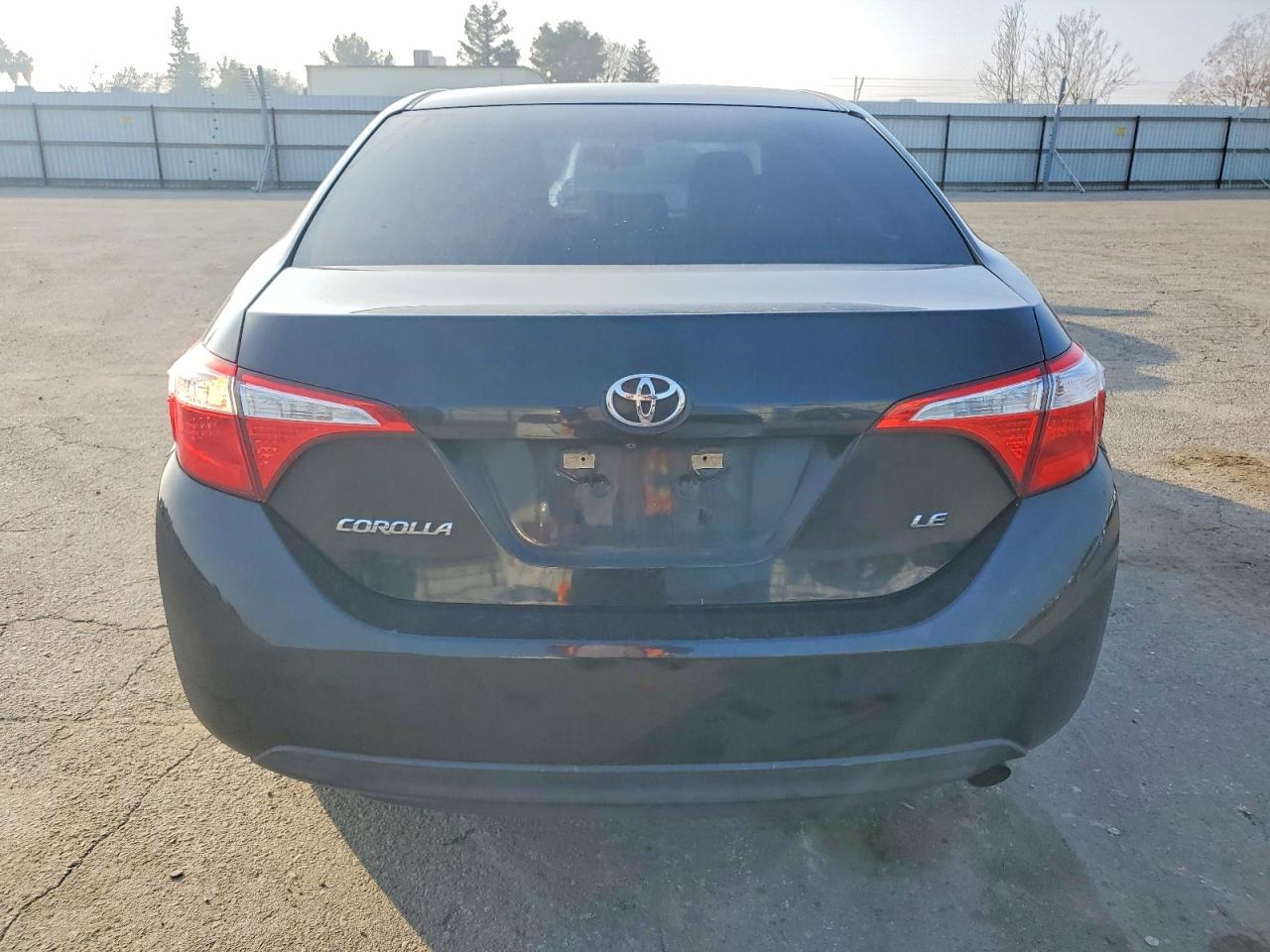 2015 TOYOTA COROLLA L photo 6