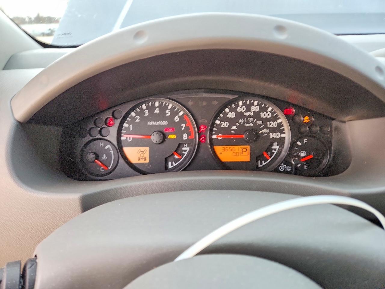 2018 NISSAN FRONTIER SV photo 9