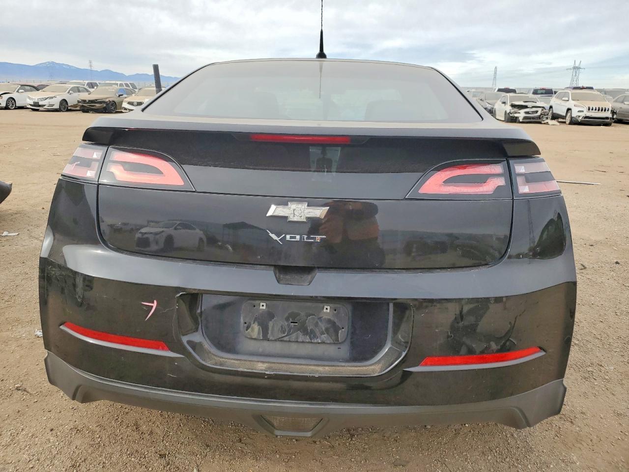 2013 CHEVROLET VOLT photo 11