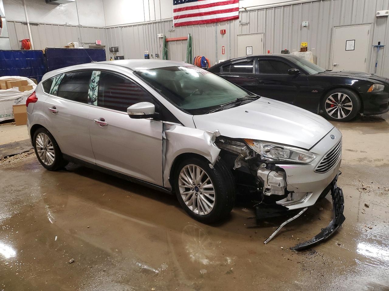 2015 FORD FOCUS TITANIUM photo 4