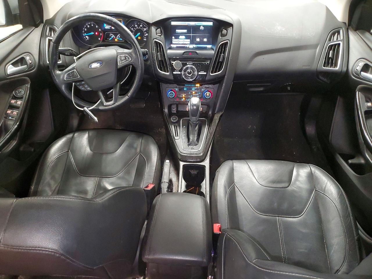 2015 FORD FOCUS TITANIUM photo 8