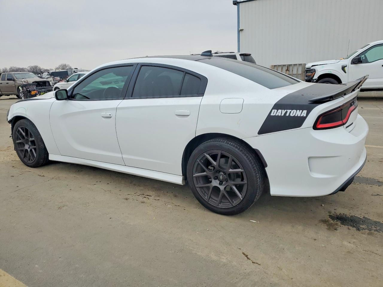 2018 DODGE CHARGER photo 3
