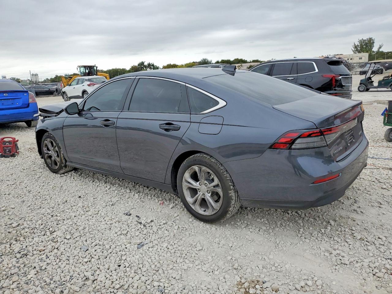 2025 HONDA ACCORD LX photo 3