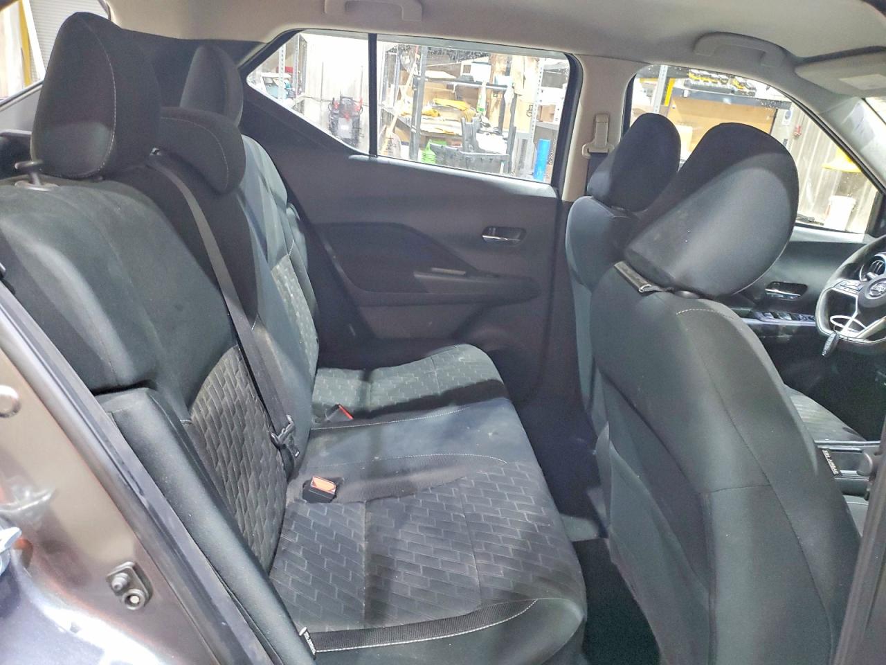 2021 NISSAN KICKS SV photo 31