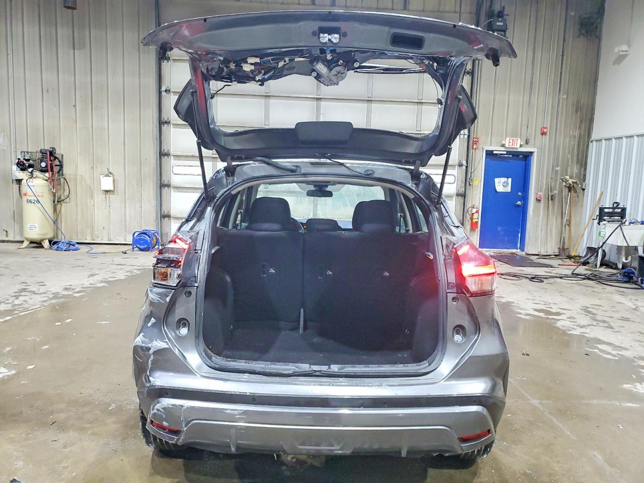 2021 NISSAN KICKS SV photo 16
