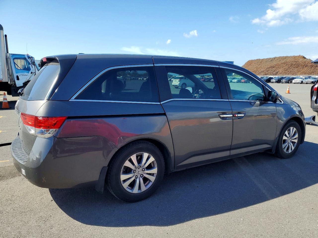 2014 HONDA ODYSSEY EXL photo 3