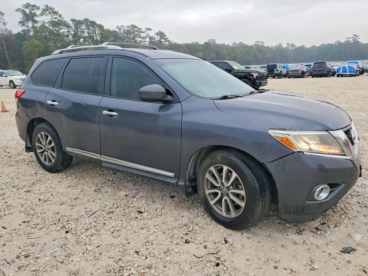2013 NISSAN PATHFINDER S photo 7