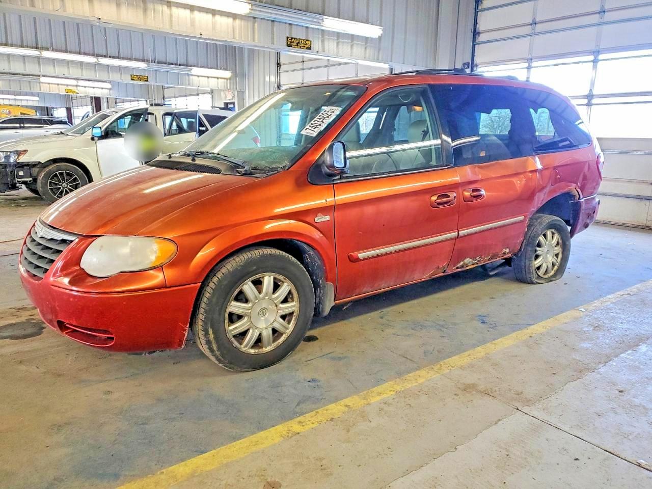 2006 CHRYSLER TOWN & COUNTRY