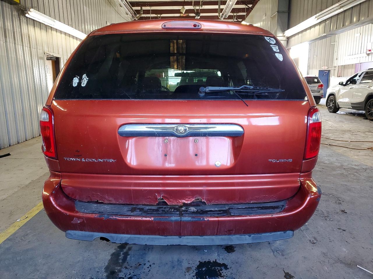 2006 CHRYSLER TOWN & COUNTRY TOURING photo 16