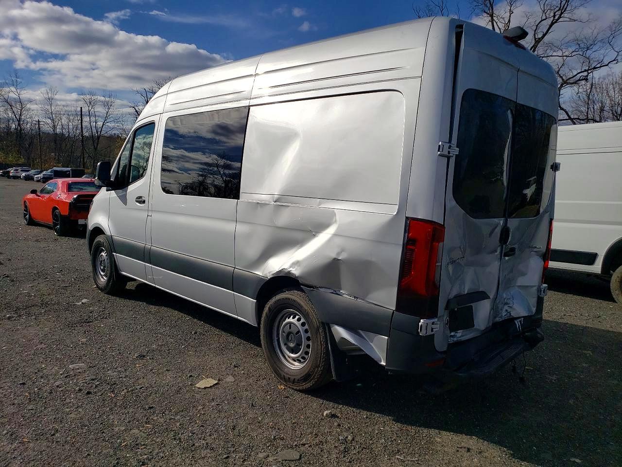 2024 MERCEDES-BENZ SPRINTER 2500 photo 3