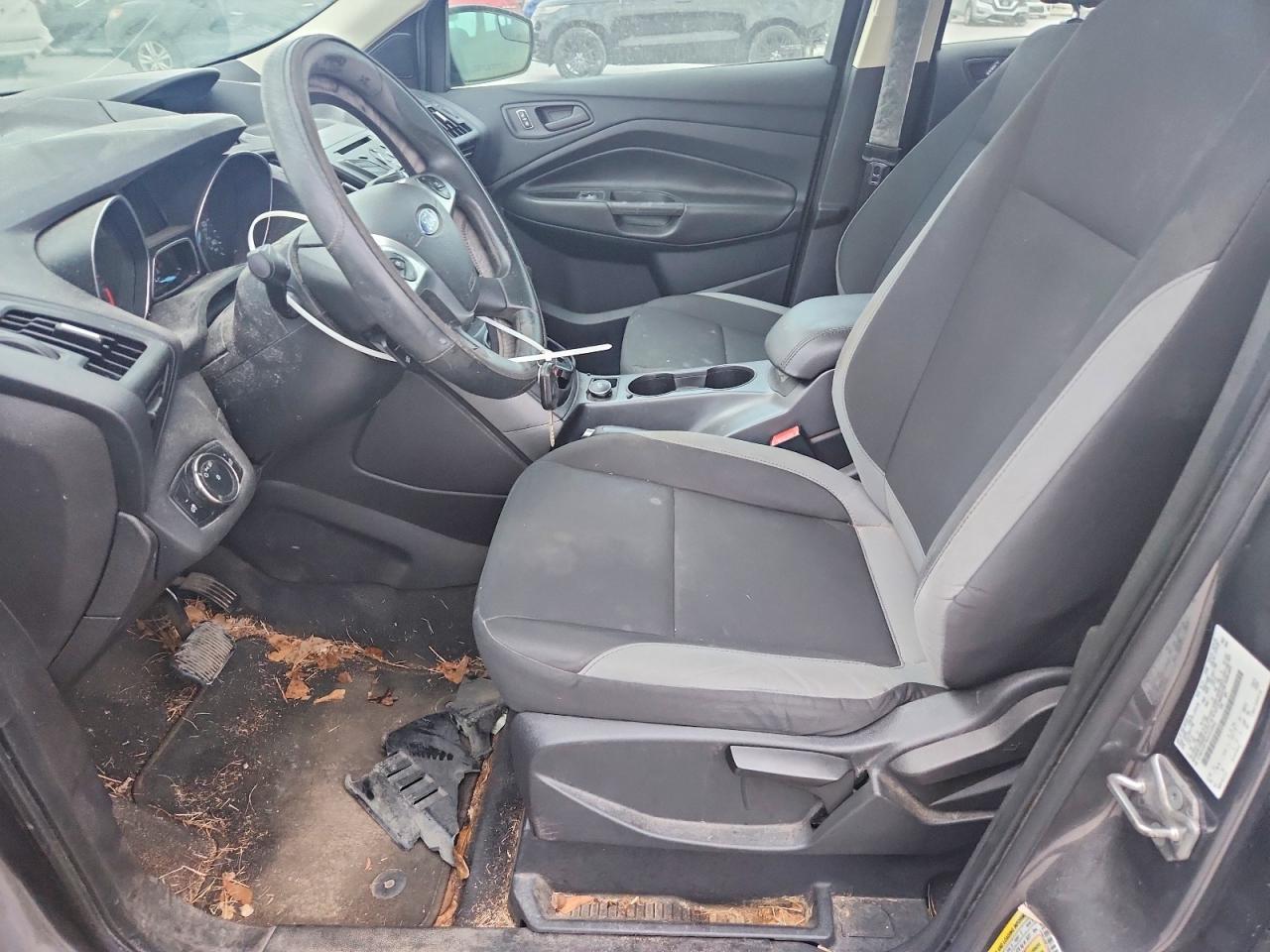 2013 FORD ESCAPE S photo 19