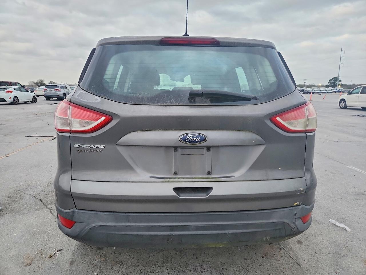 2013 FORD ESCAPE S photo 16