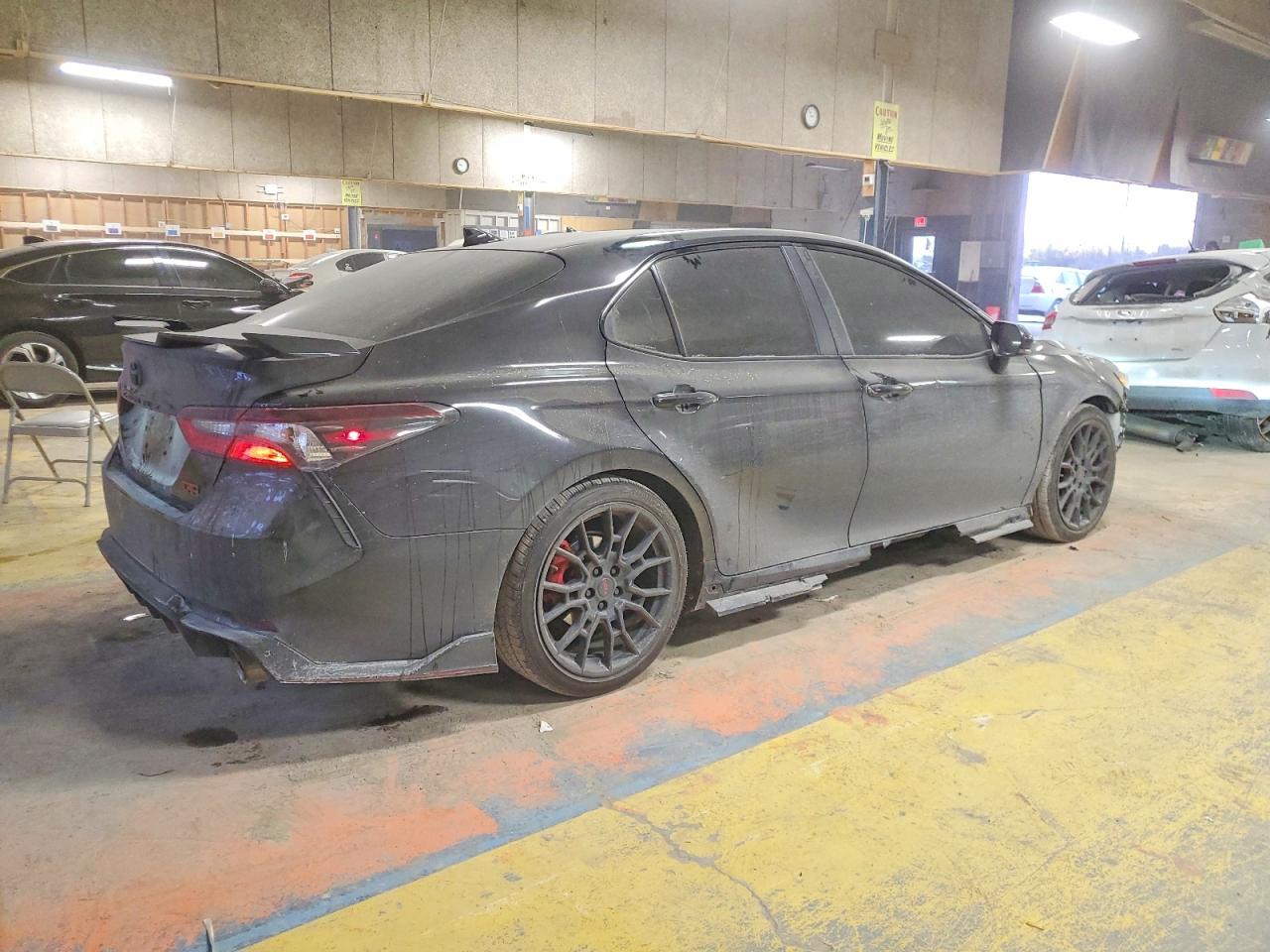 2021 TOYOTA CAMRY TRD photo 5