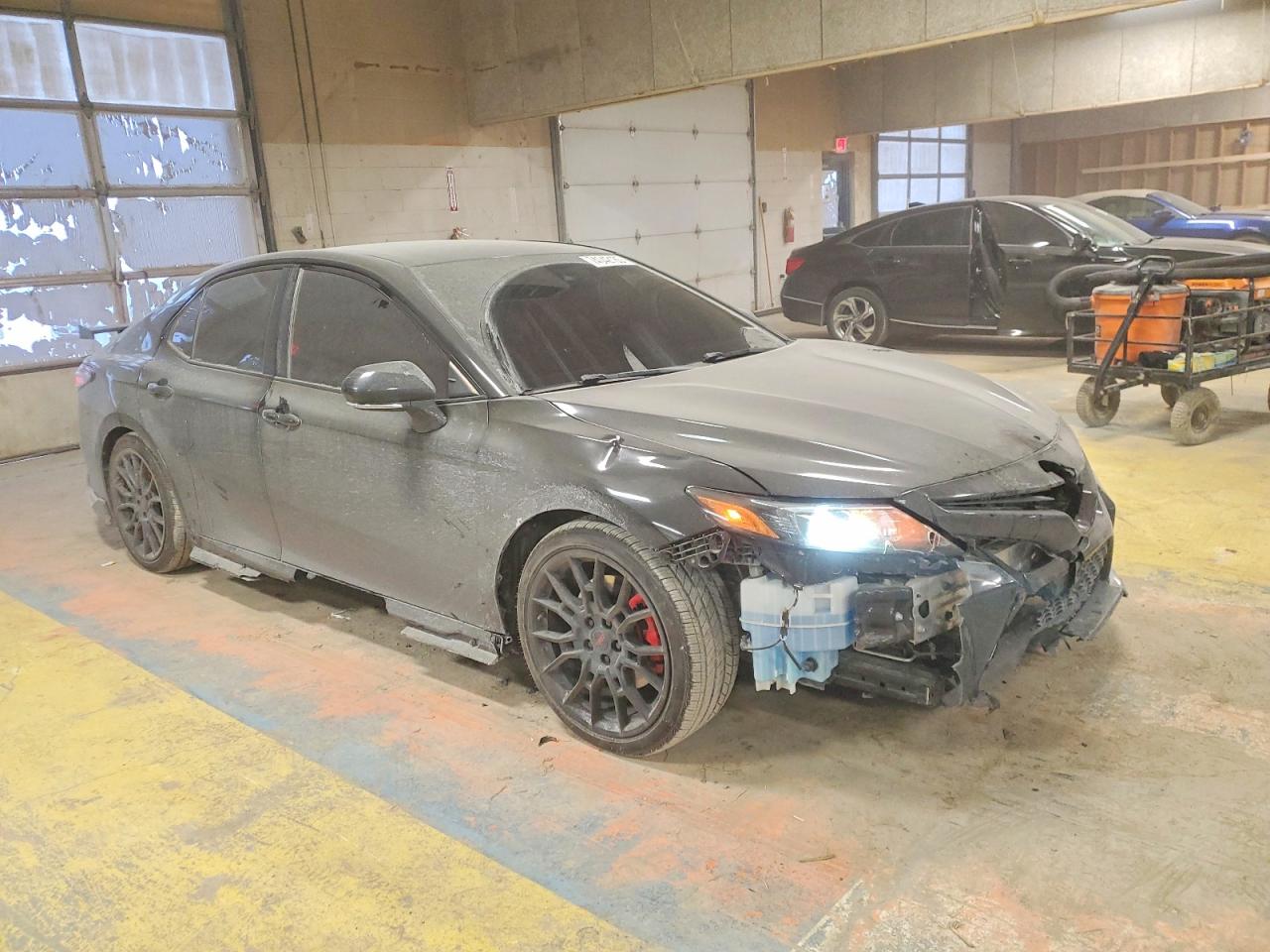 2021 TOYOTA CAMRY TRD photo 7